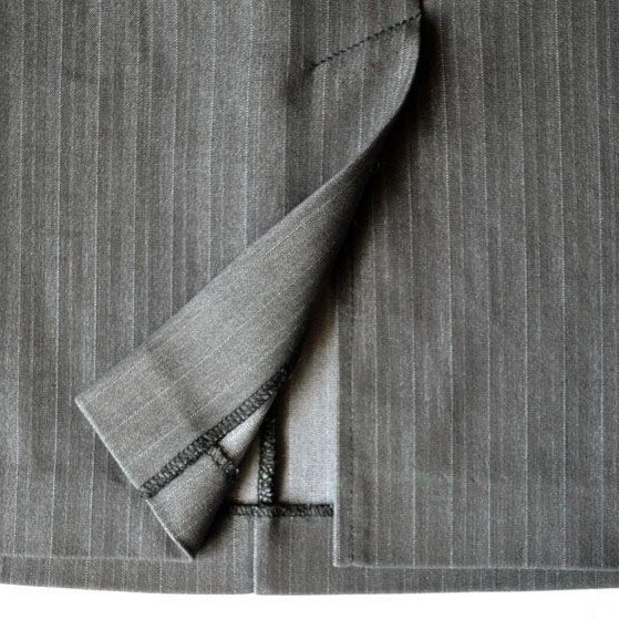 Подшить низ, юка прямая со шлицей