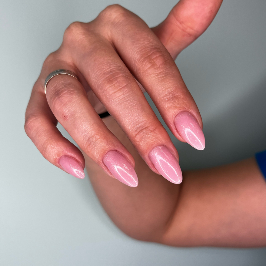 Наращивание ногтей