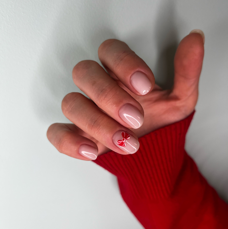 Маникюр с укреплением  (Маникюр+укрепление гелем+однотонное покрытие)