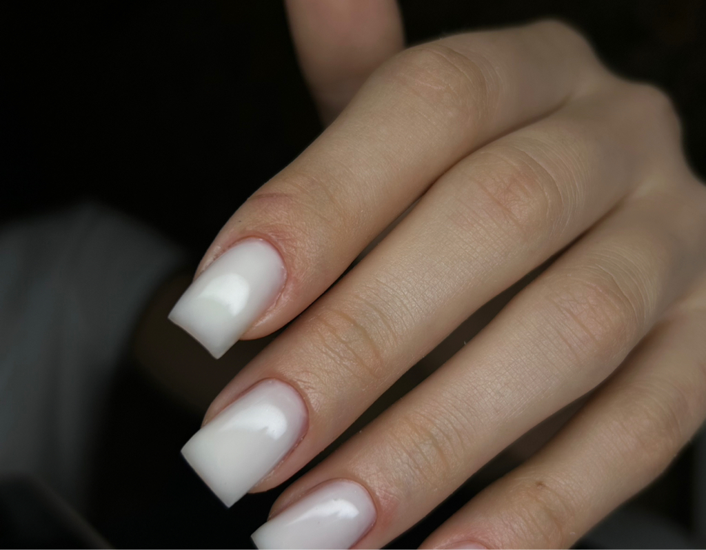 Коррекция наращенных ногтей