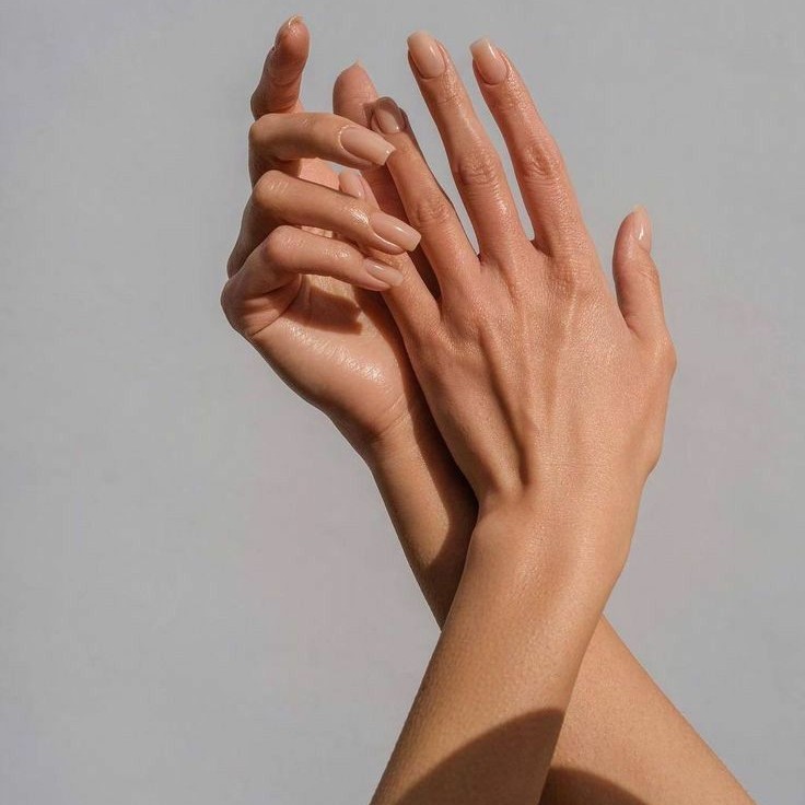 руки до локтя