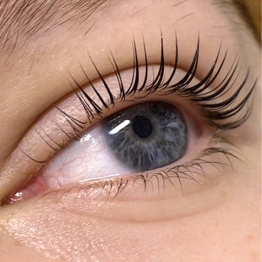 Ламинирование ресниц