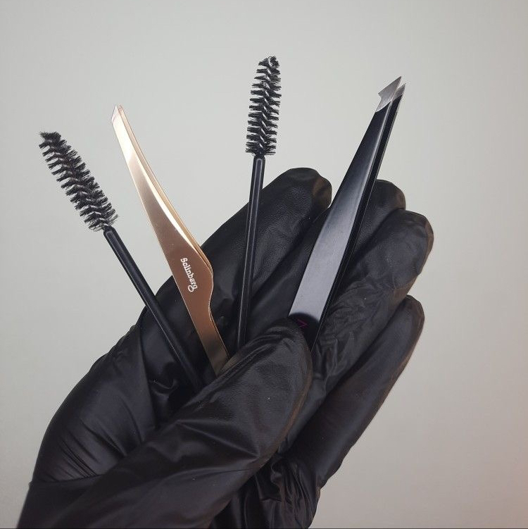 Коррекция бровей(пинцет)