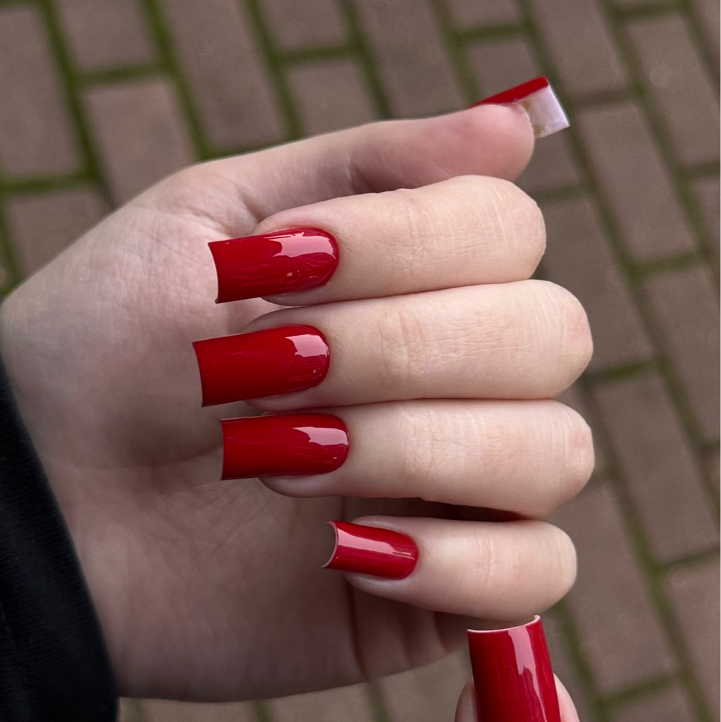 Маникюр + укрепление +  легкий дизайн, френч , стемпинг наклейки» До 5 пальчиков