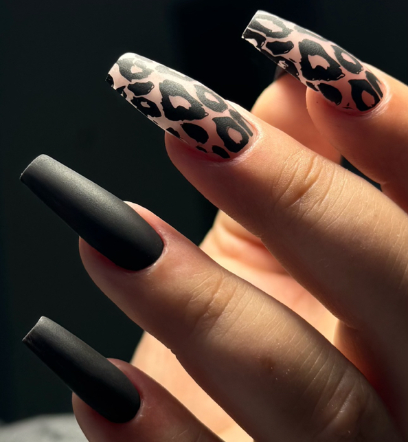 Наращивание ногтей