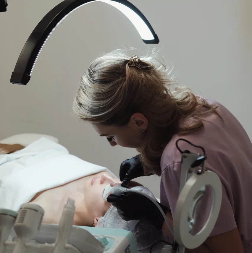 Комплексная чистка лица+пилинг (по типу кожи)