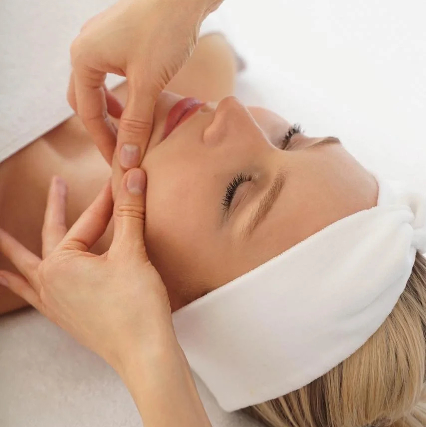 🟢70 мин. Массаж СПИНЫ И ШВЗ + Массаж ЛИЦА