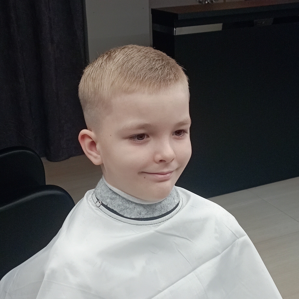 Детская стрижка ( от 7 до 12 лет )