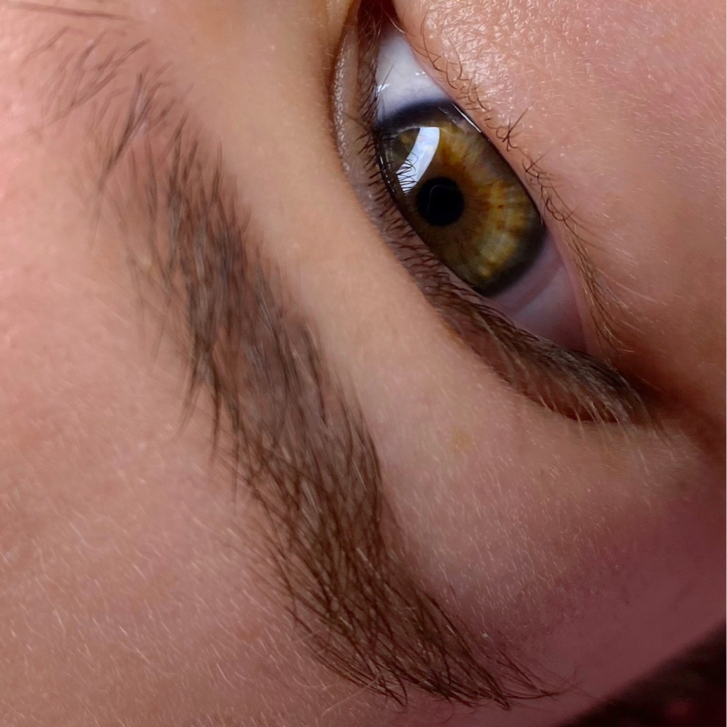 Коррекция перманентного макияжа