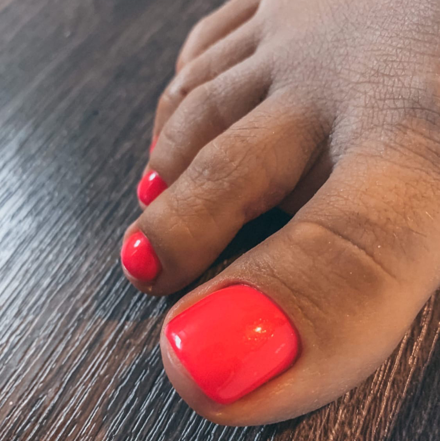 Полный педикюр с покрытием