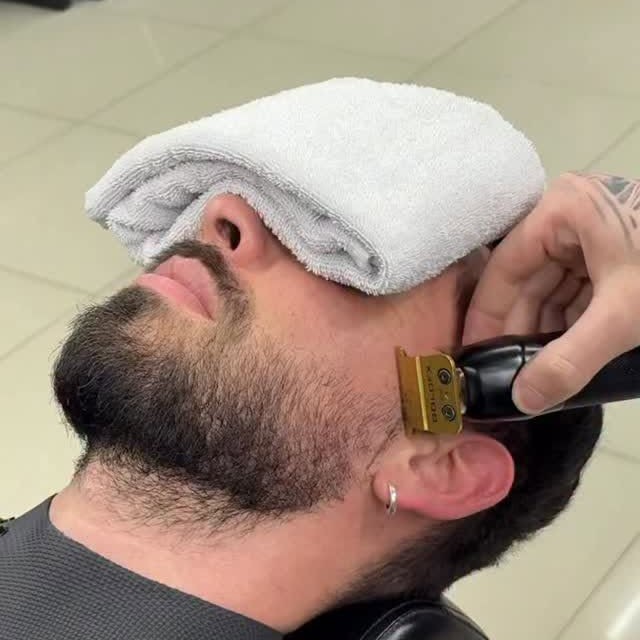 Стрижка бороды и усов