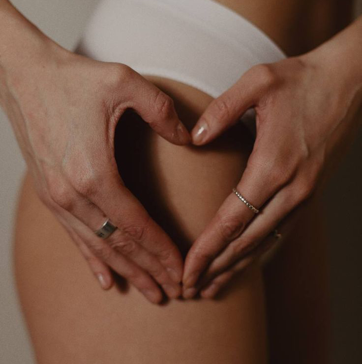 ЛЭ Комплекс: Ноги полностью + глубокое бикини(дорожка на животе)