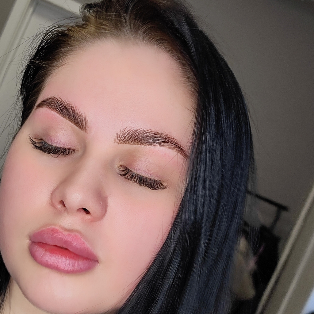 оформление бровей с покраской