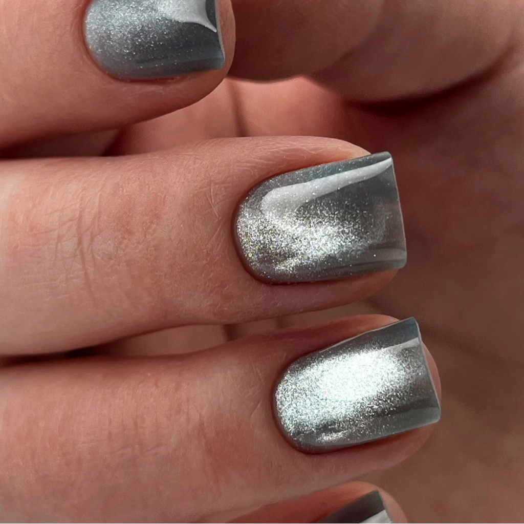 Маникюр с покрытием + укрепление