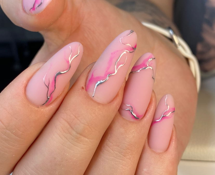 ULTRA (маникюр с наращиванием)