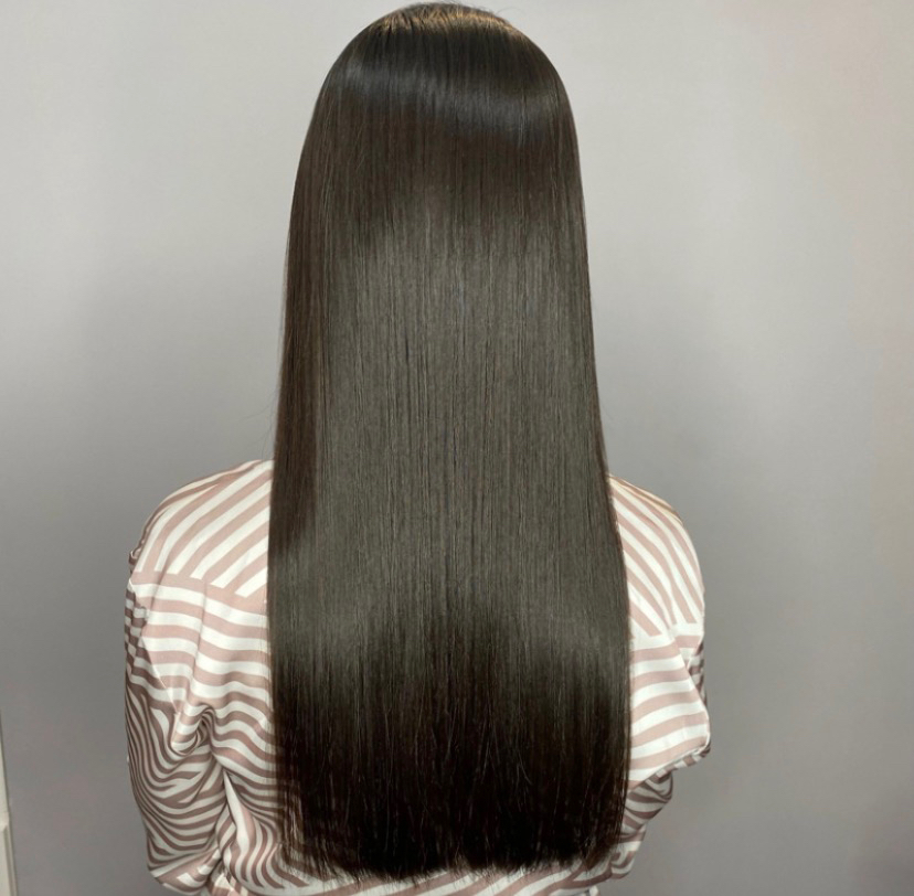 Кератиновое выпрямление волос