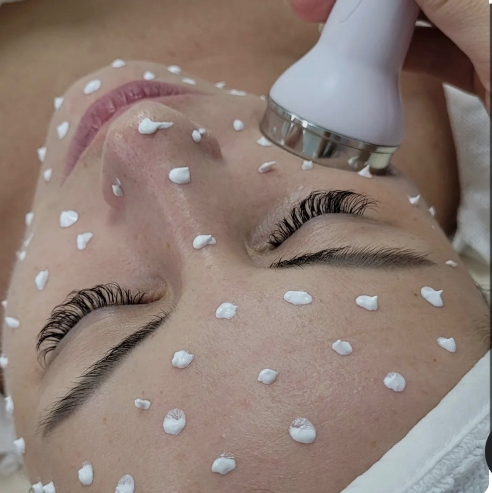 Фарфоровая кукла