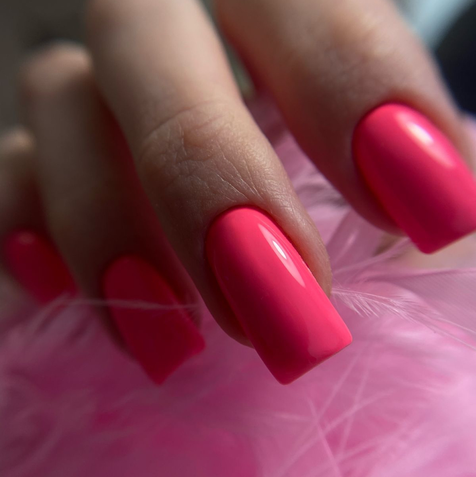 Маникюр гель лак ( снятие +покрытие базой+цвет  )