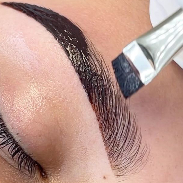 Оформление + окрашивание бровей