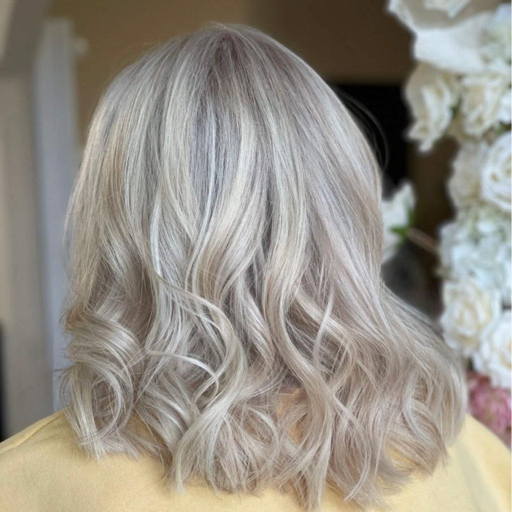 Сложное окрашивание средних волос