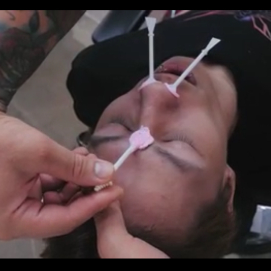 Депиляция воском (брови,уши,нос)