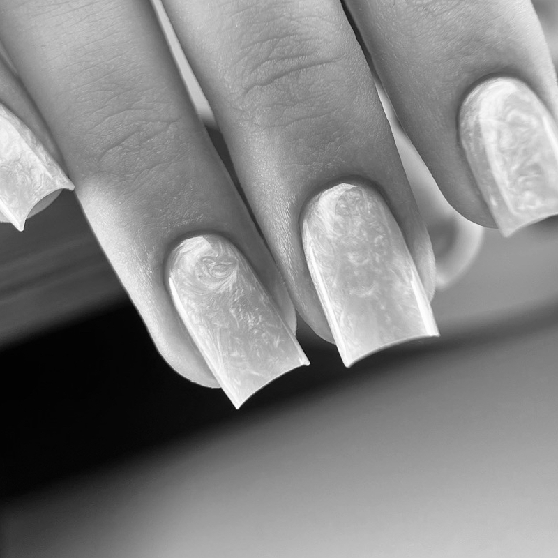 Маникюр с френчем/сложным дизайном