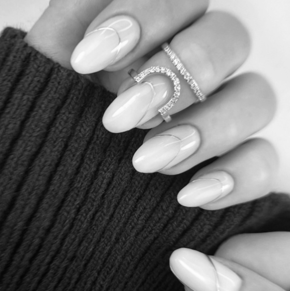 Наращивание ногтей