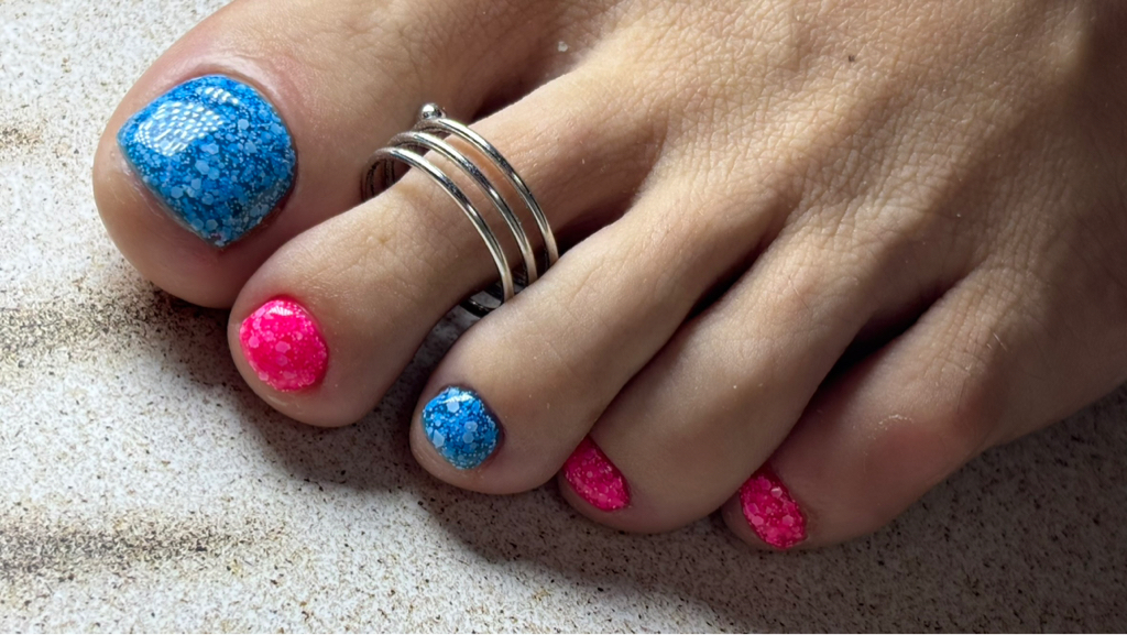 Педикюр с покрытием гель лака