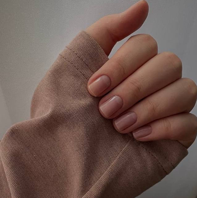 Маникюр без покрытия