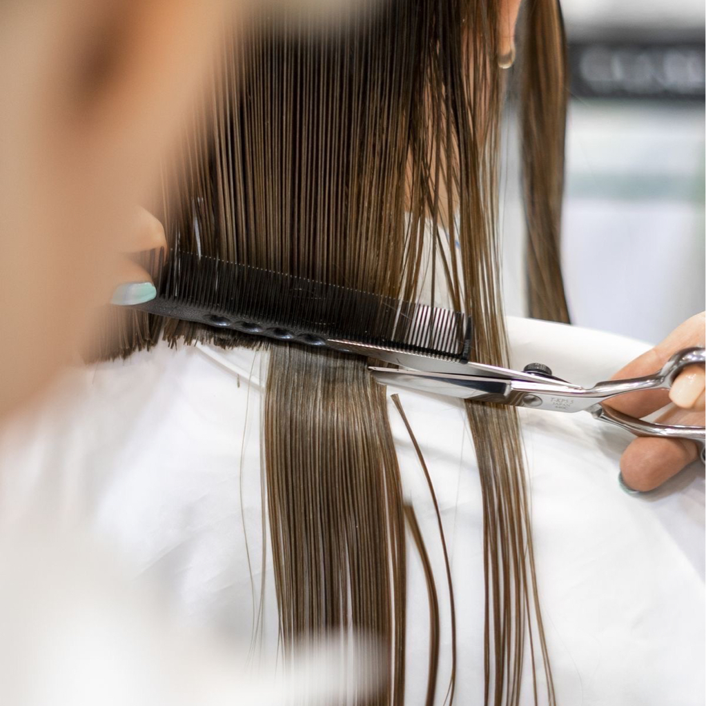 Стрижка женская