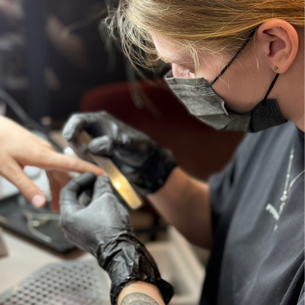 Снятие покрытия без маникюра