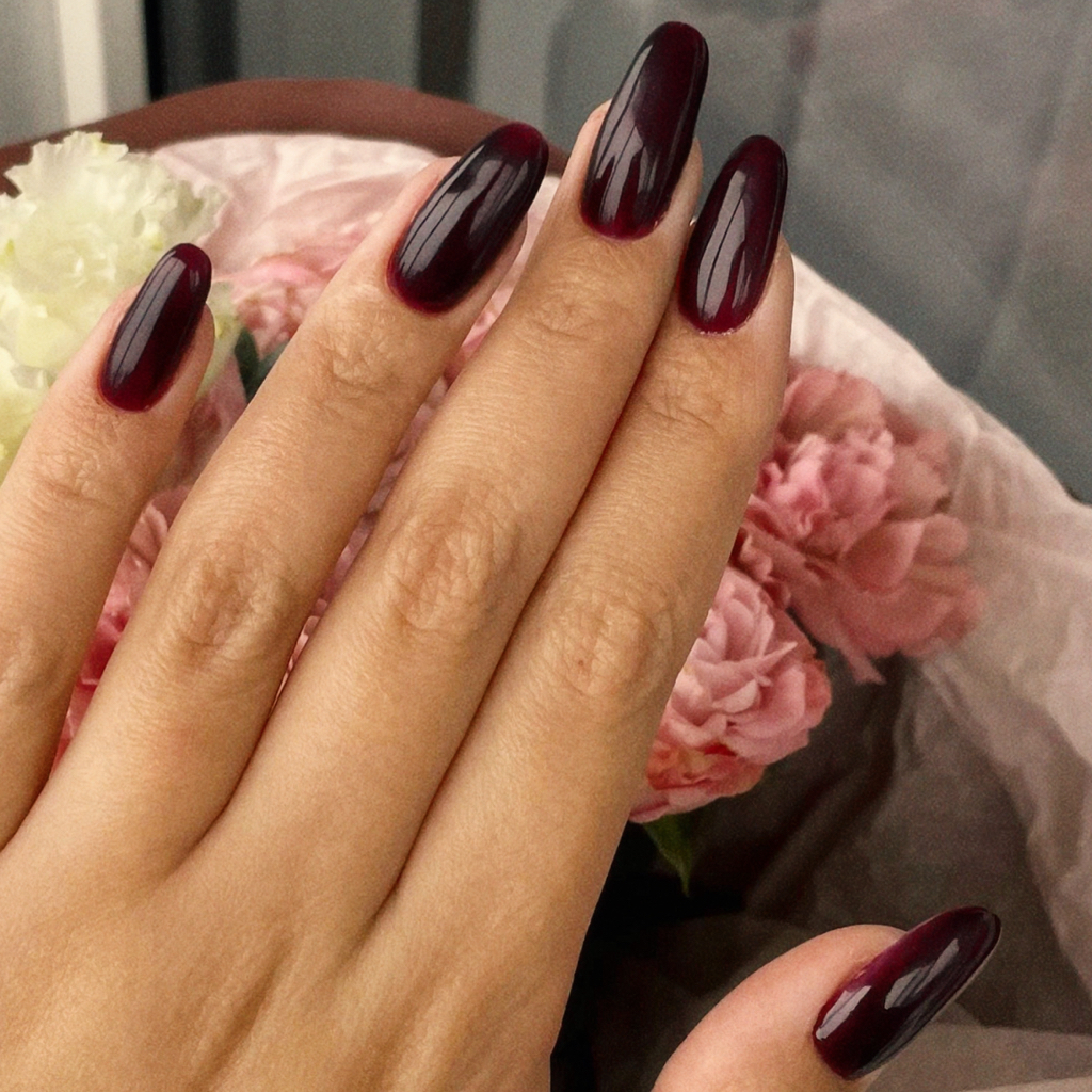 Наращивание ногтей