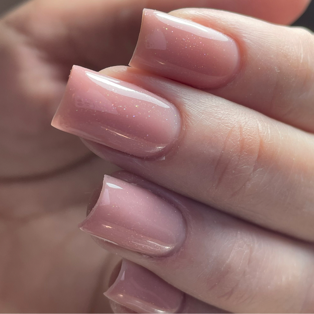 Маникюр с покрытием + укрепление