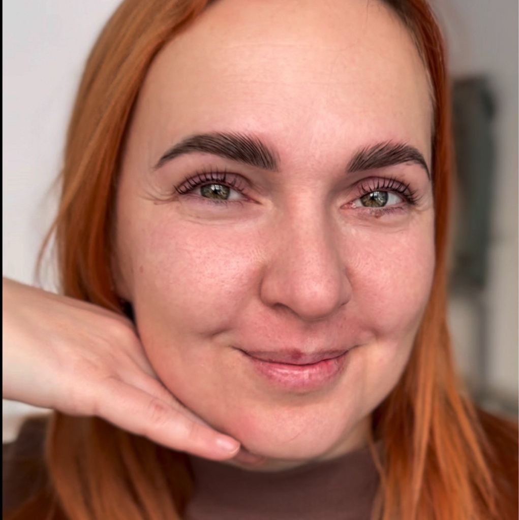 Комплекс ламинирование бровей + долговременная укладка