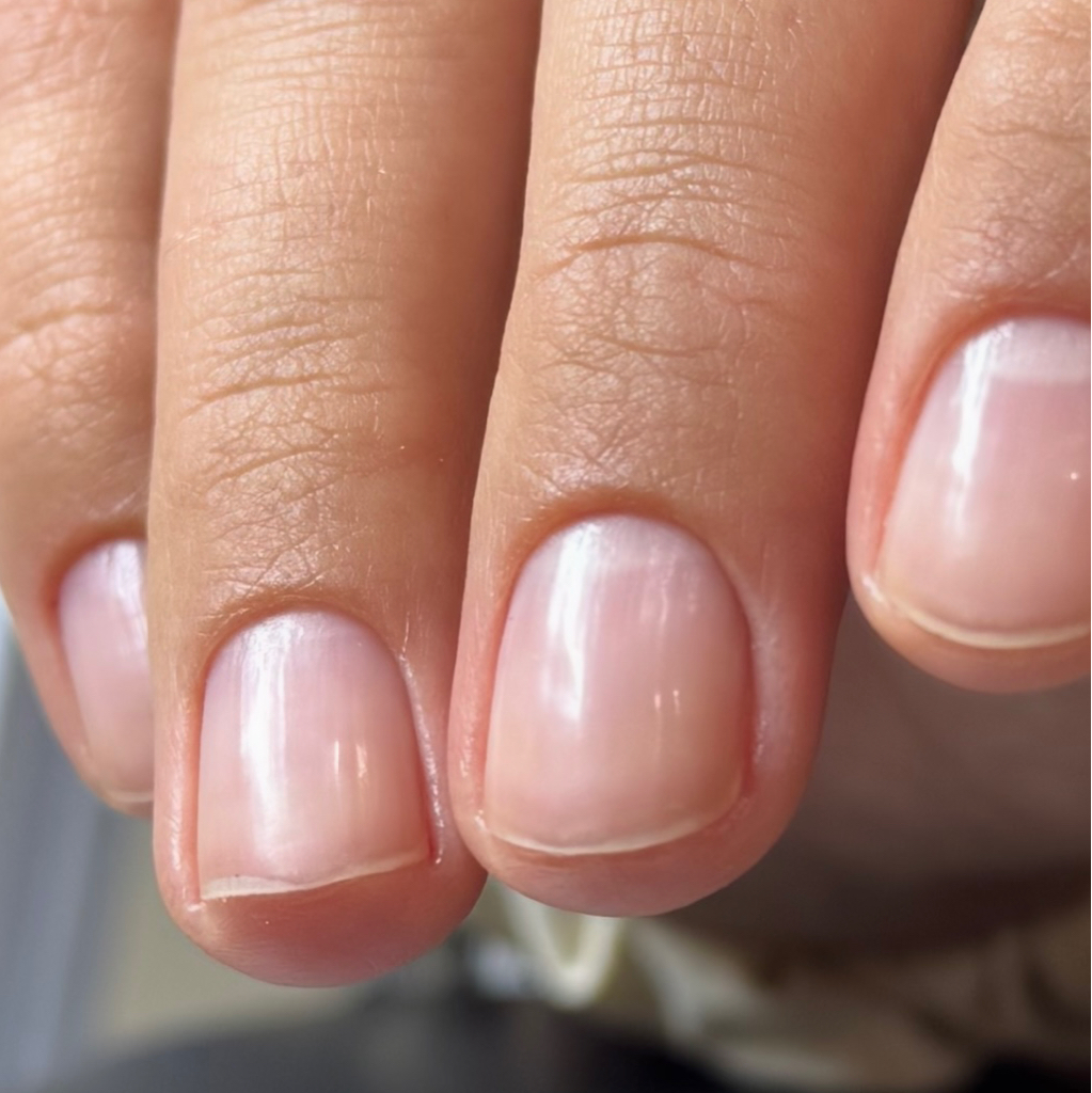 Маникюр без покрытия