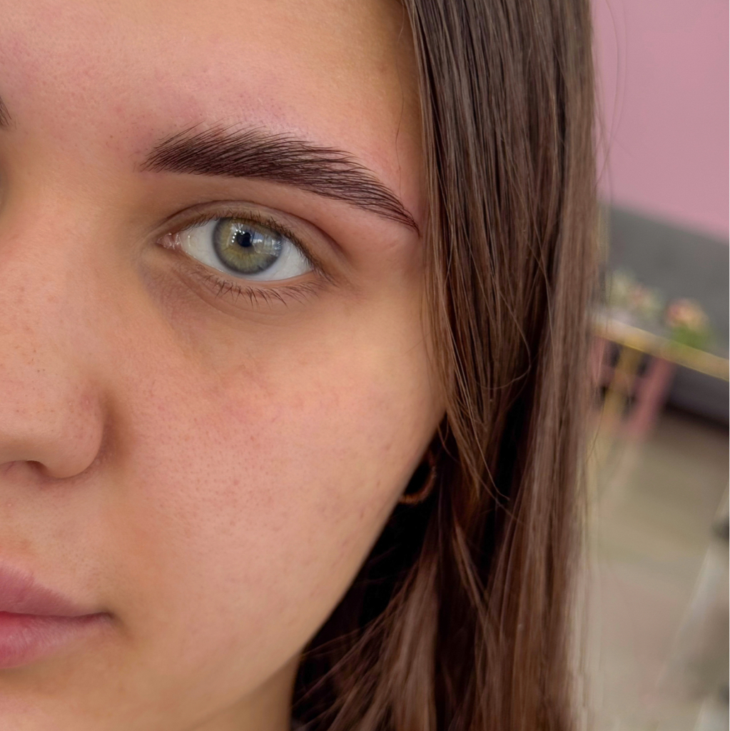 Долговременная укладка + коррекция бровей (БЕЗ ОКРАШИВАНИЯ)