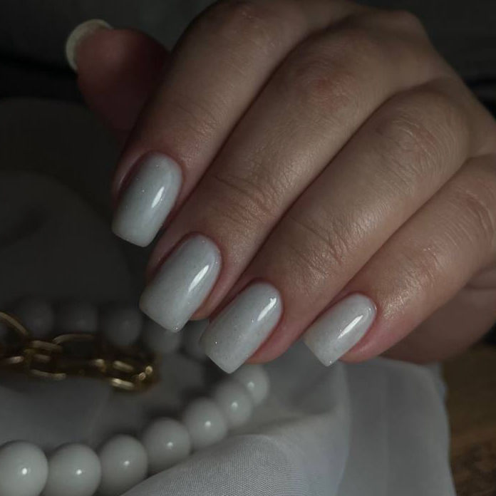 Маникюр с покрытием гель-лак + выравнивание (без снятия)