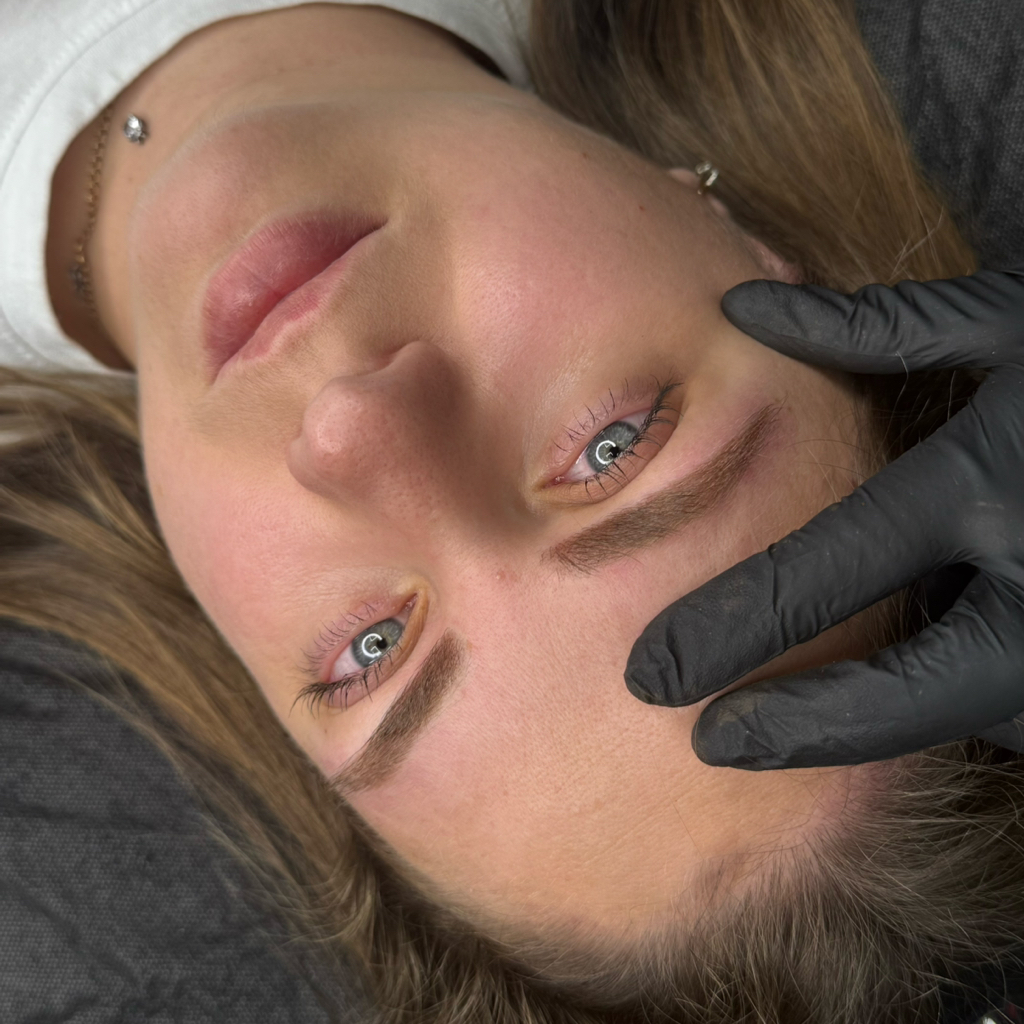 Коррекция перманентного макияжа