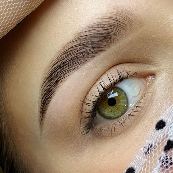 Коррекция бровей (пинцет, воск) / окрашивание