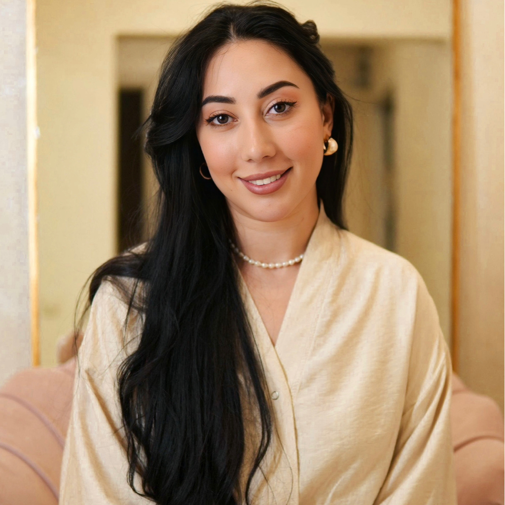 Алина