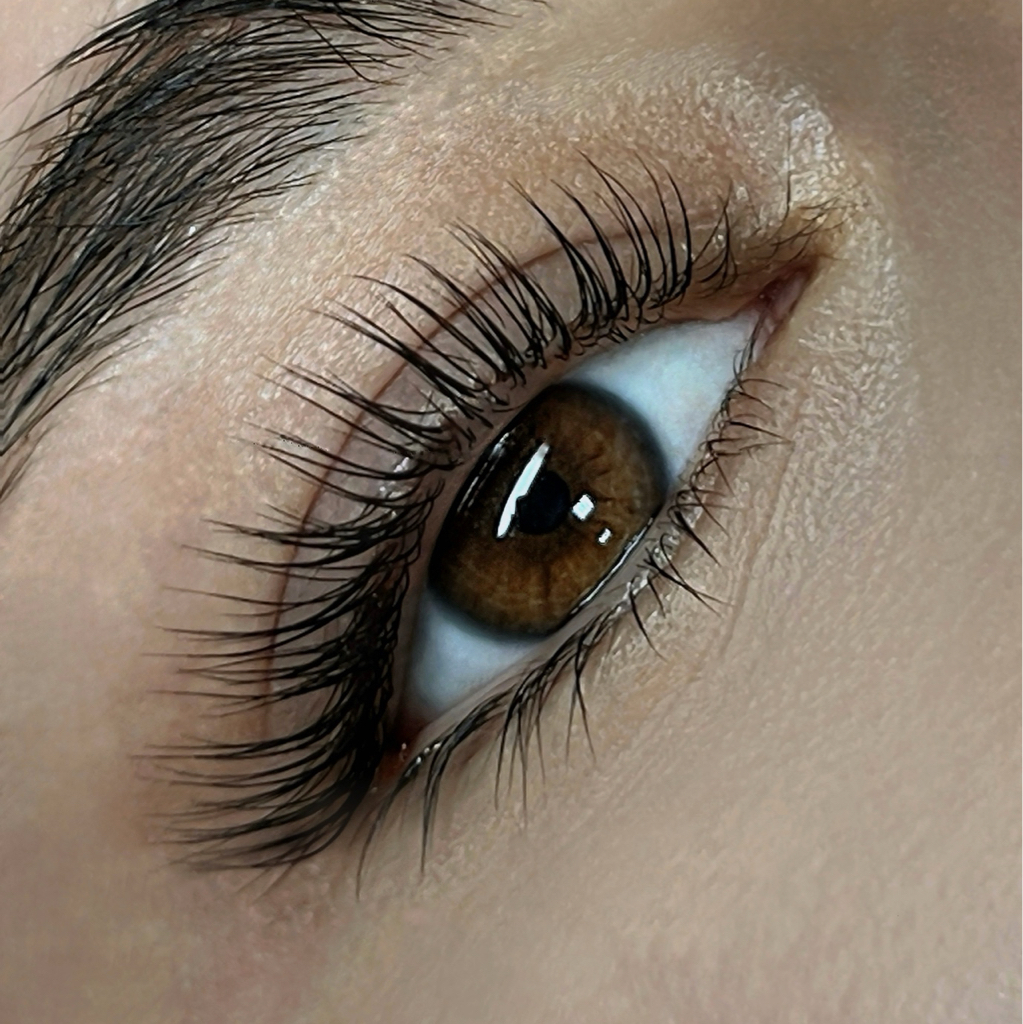 Ламинирование ресниц