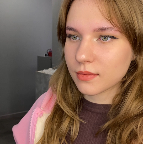 Долговременная укладка бровей