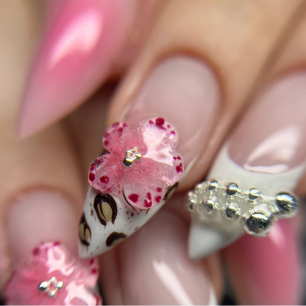 Маникюр с покрытием гель-лак+ укрепление