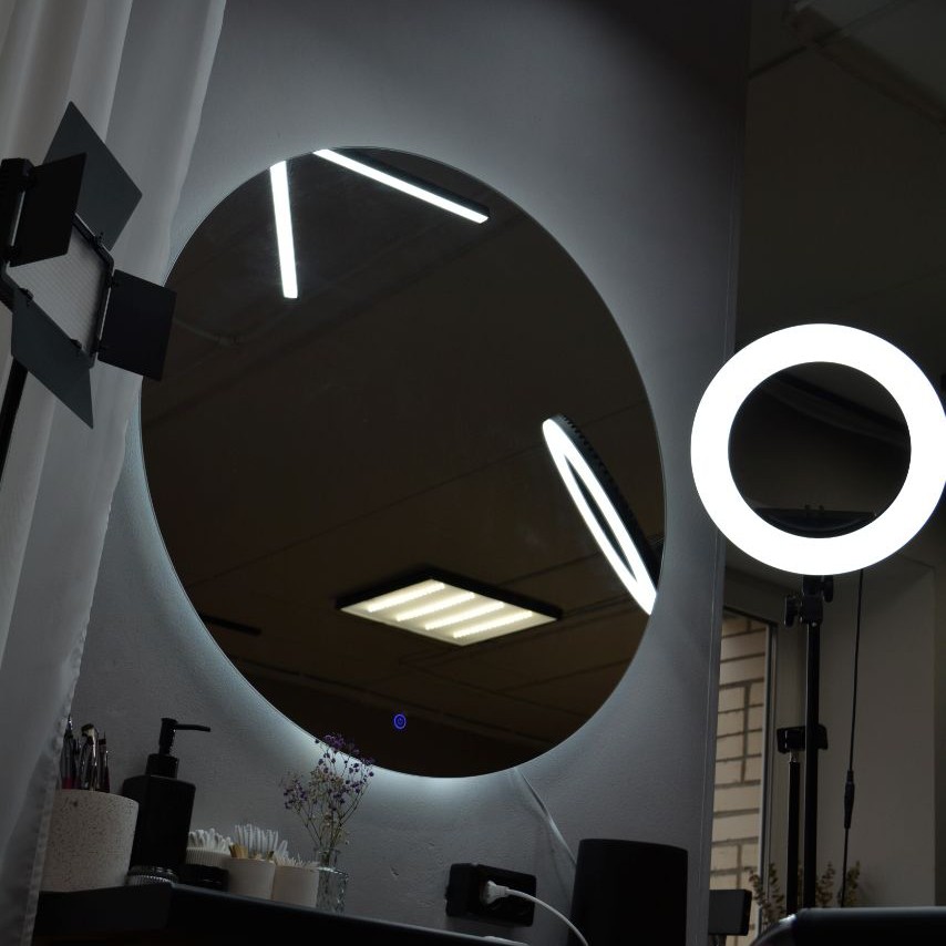 Гримёрный столик на 2 часа