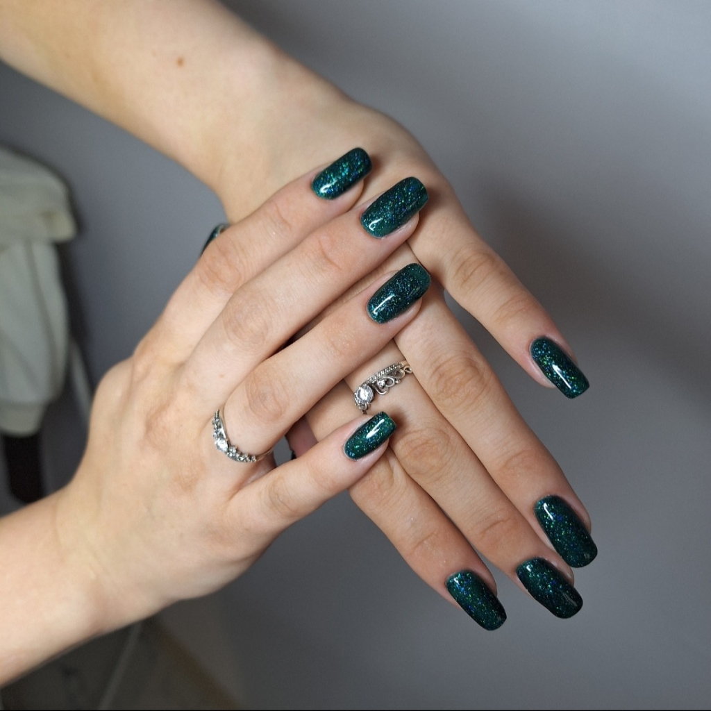 Наращивание ногтей