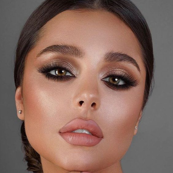 Макияж СМОКИ АЙС