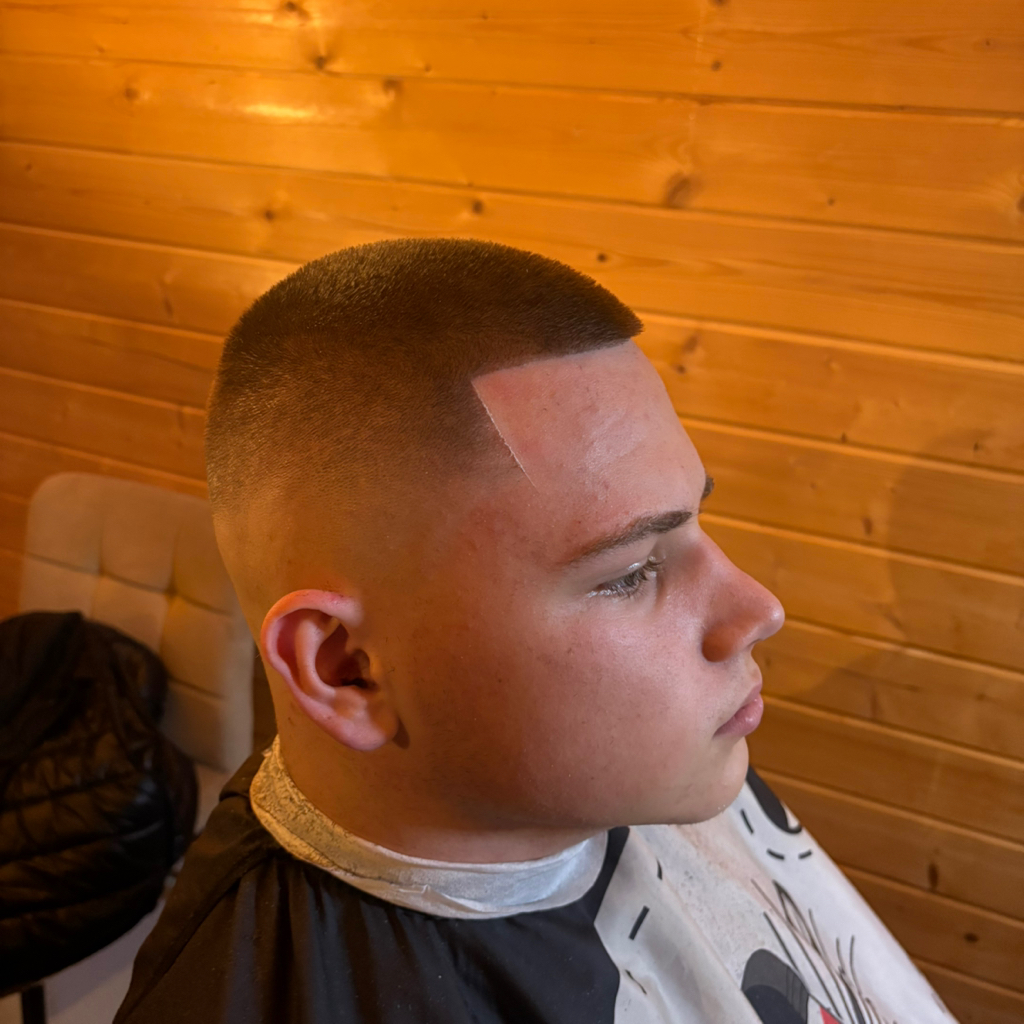 Männerhaarschnitt • Kleiner Termin