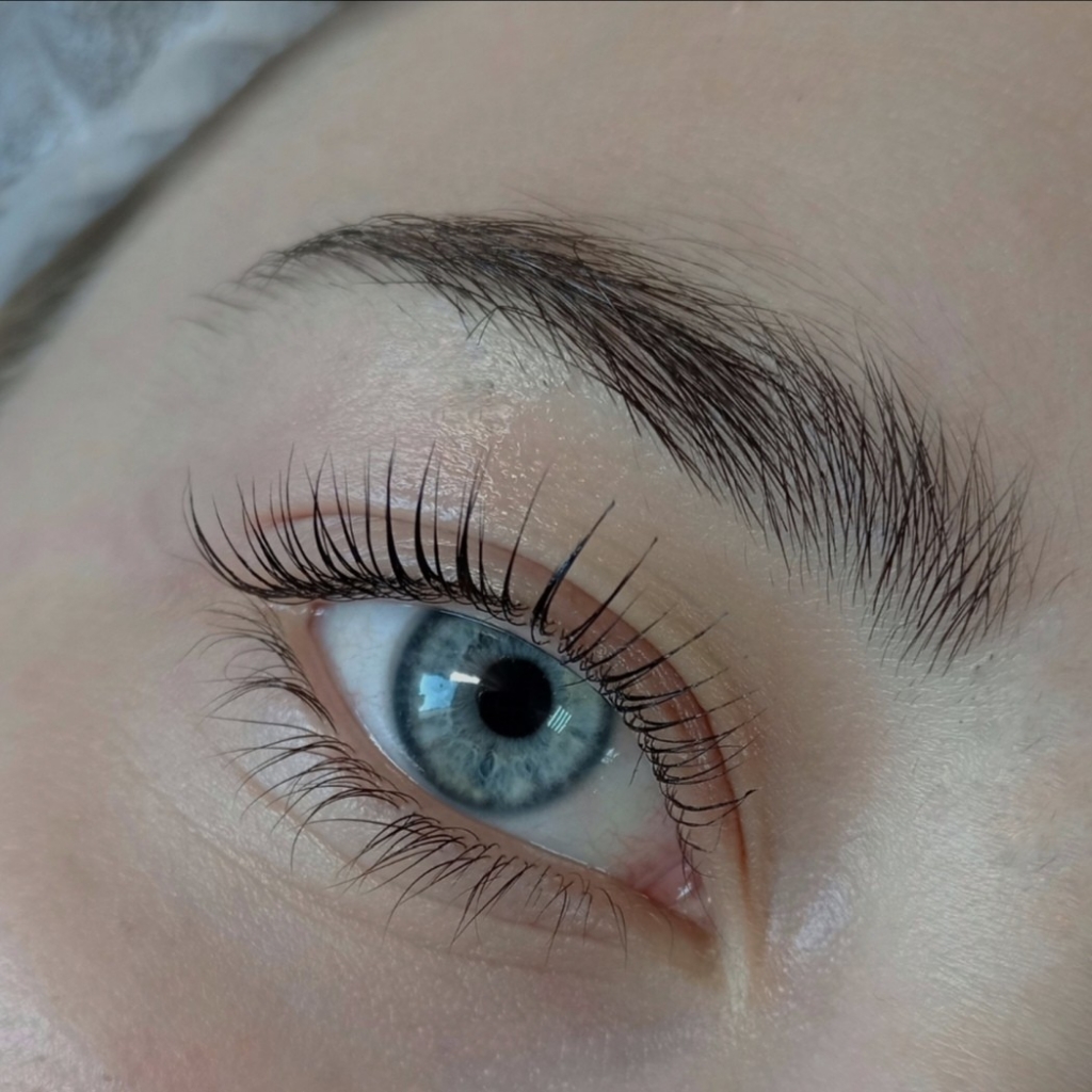 Ламинирование ресниц