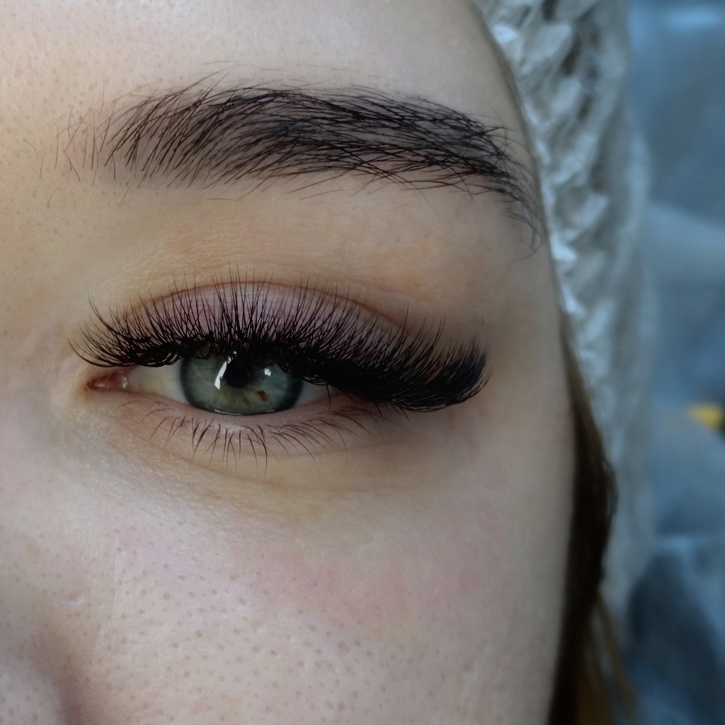 Наращивание ресниц - 3D