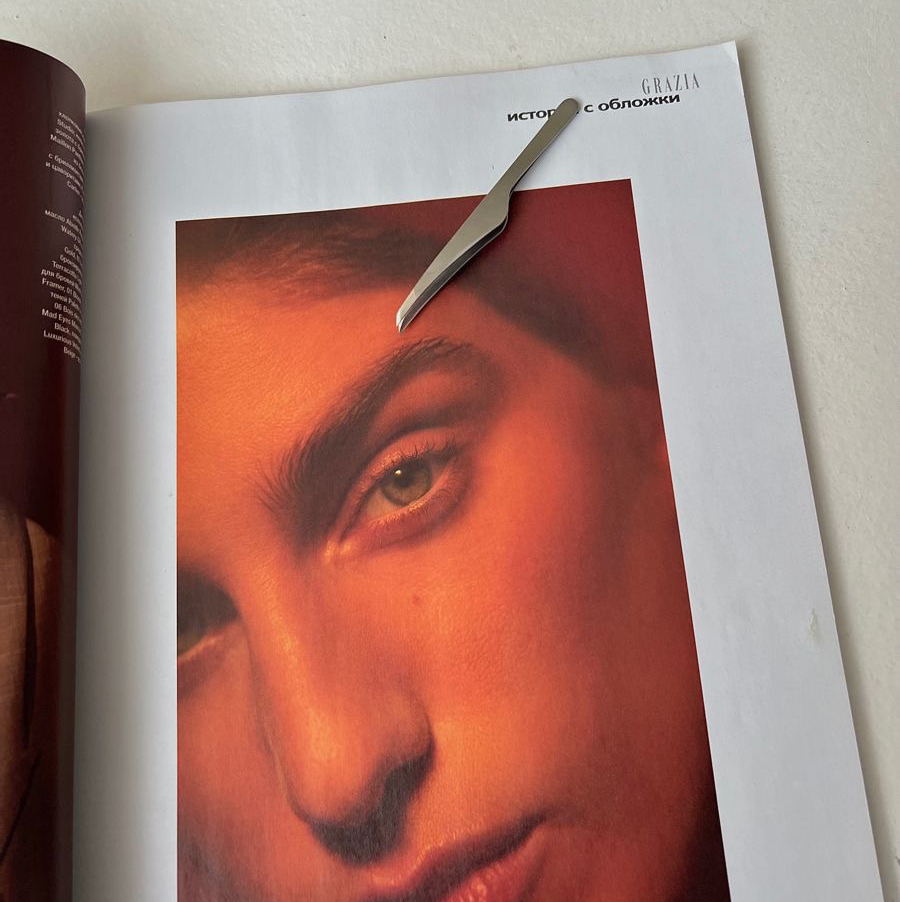 Мужская коррекция бровей